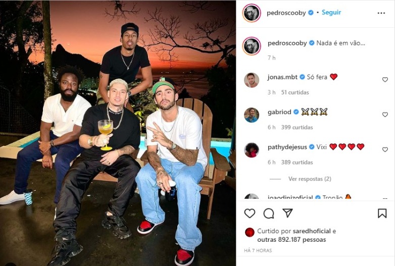 BBB22: Paulo André, Pedro Scooby e Douglas Silva saem com Filipe Ret (Foto: Reprodução/Instagram)