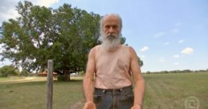 Osmar Prado interpreta o personagem Velho do Rio no remake de 'Pantanal' (Foto: Reprodução / Globo)