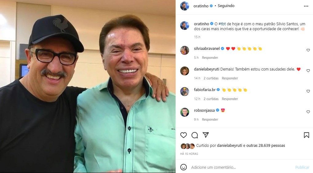 Ratinho posou ao lado de Silvio Santos e confirmou tudo (Foto: Reprodução)