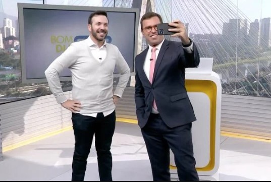 Bocardi e André Modesto juntos no estúdio do Bom Dia São Paulo