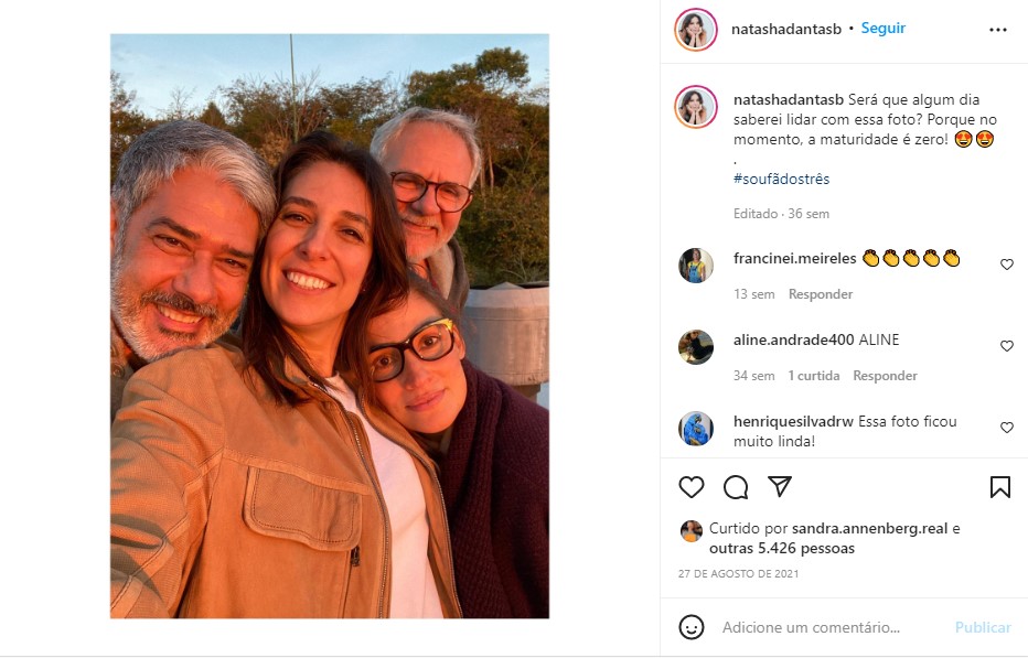 William Bonner, Natasha Dantas, Renata Vasconcellos e Carlos Henrique Schroder no estúdio de jornalismo da Globo (Foto: Reprodução / Instagram)