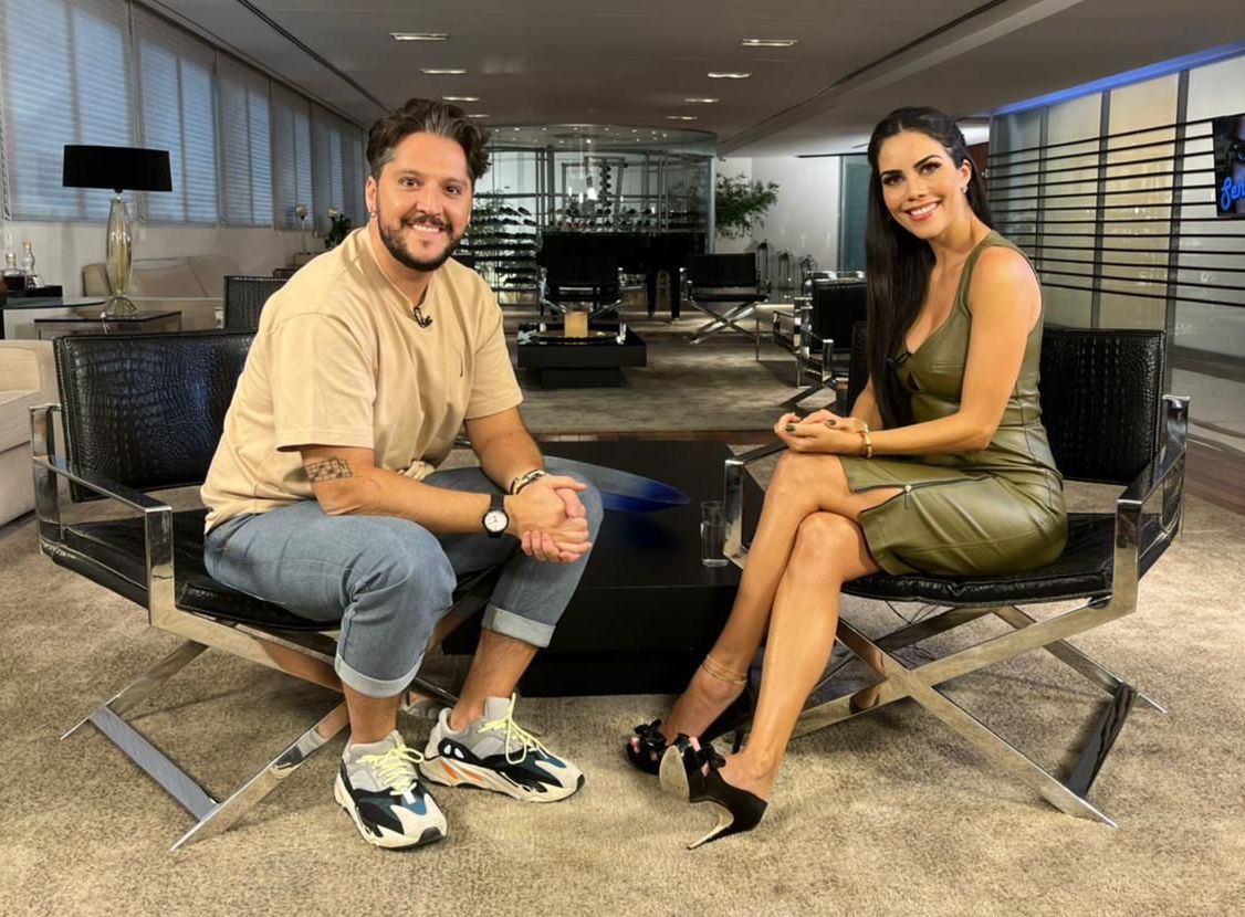 André Vasco e Daniela Albuquerque (Foto: Divulgação/RedeTV!)