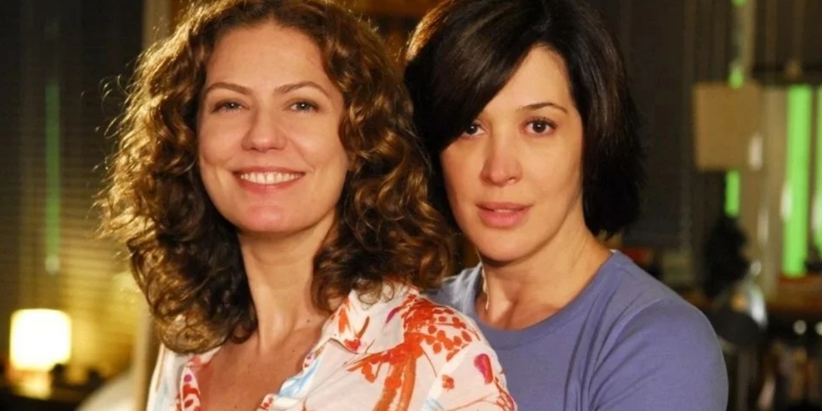 Flora (Patrícia Pillar) e Donatela (Cláudia Raia) em "A Favorita" 