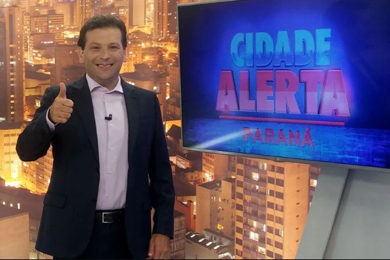 Paulo Gomes é âncora do Cidade Alerta no Paraná