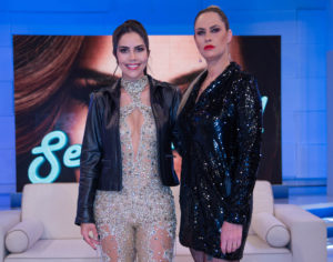 Daniela Albuquerque e  Aritana Maroni (Foto: Divulgação/RedeTV!)