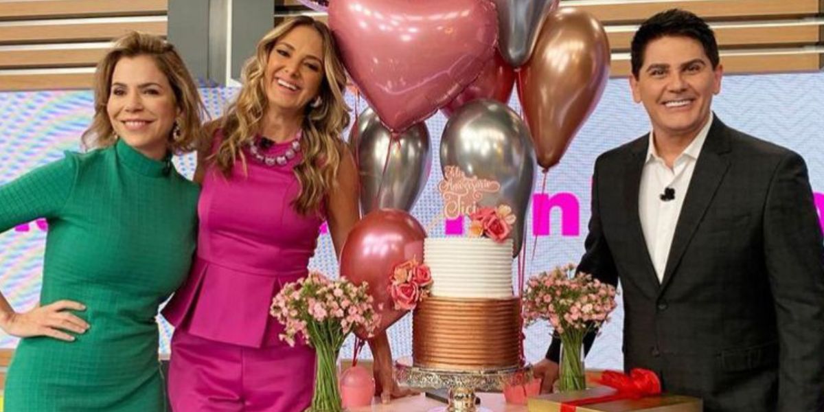 Ticiane Pinheiro ganha festa surpresa no programa Hoje Em Dia - Foto Reprodução Instagram