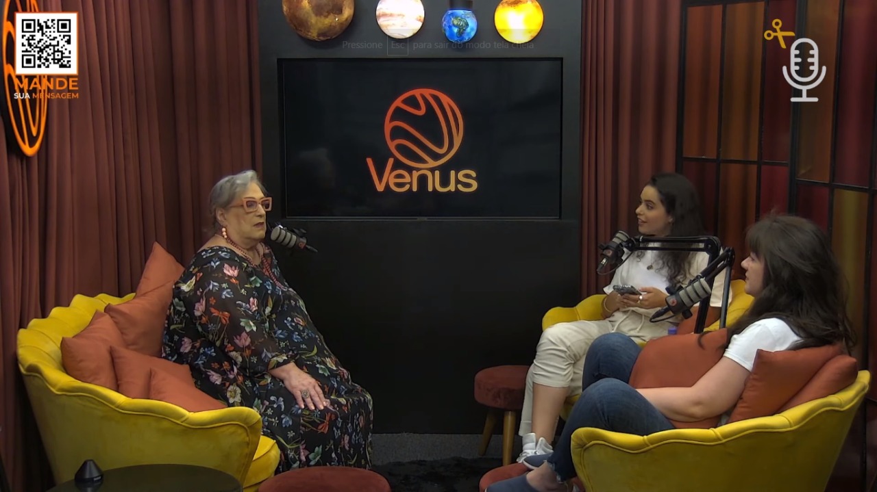 Mamma Bruschetta no Venus Podcast (Foto: Reprodução/YouTube)
