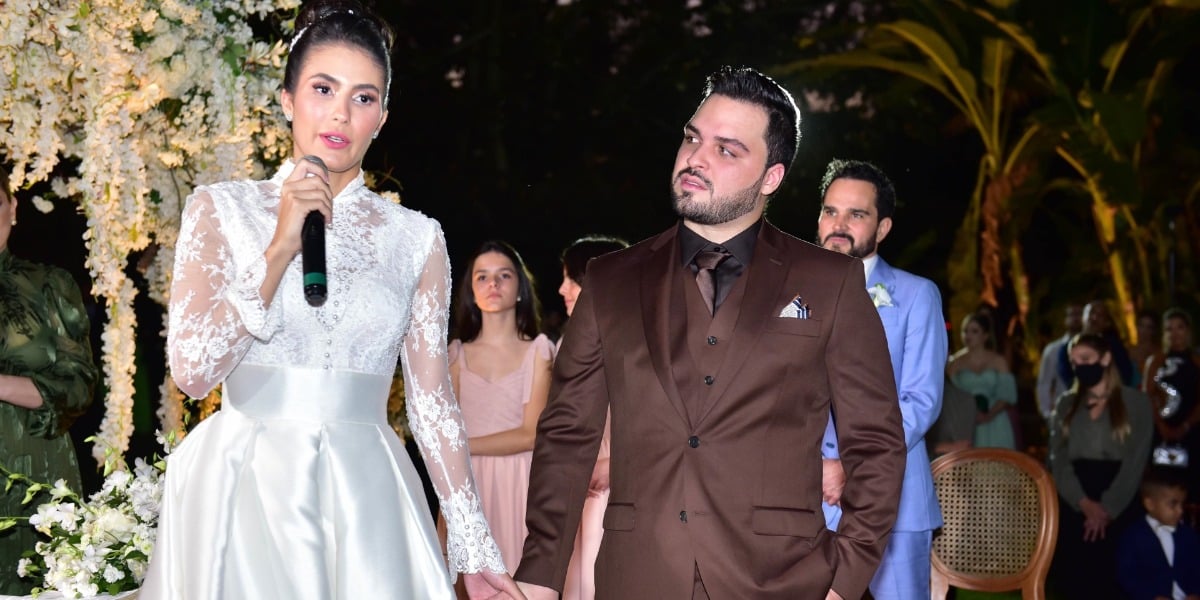 Izabella Santos e Nathan Camargo se casaram pela segunda vez (Foto: Cristiano Borges/AgNews)