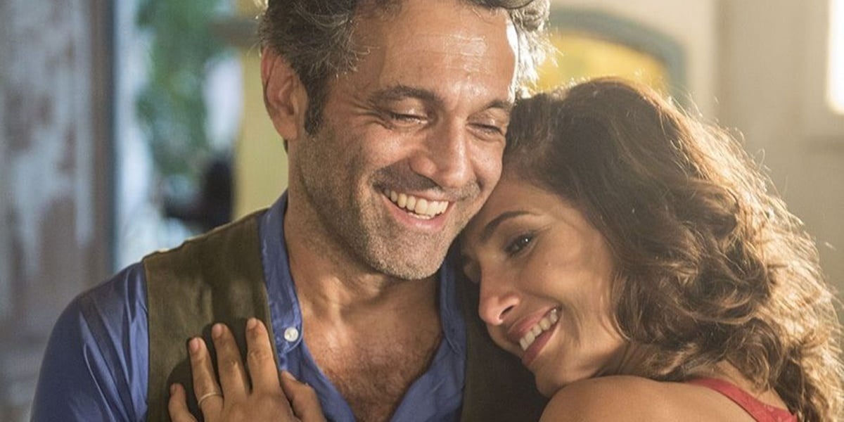 Domingos Montagner e Camila Pitanga em Velho Chico (Foto: Reprodução / TV Globo)