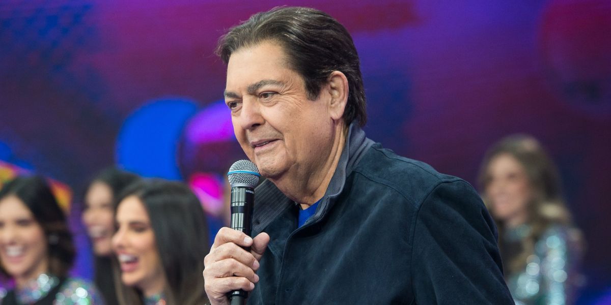 Faustão é exposto e choca ao contar segredo ao vivo: "Finalmente"