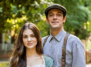 Olívia (Débora Ozório) e Tenório (Jayme Matarazzo) em Além da Ilusão (Foto: Reprodução / Globo)