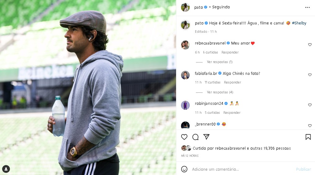 Alexandre Pato se mostrou muito feliz e viu mulher comentar (Foto: Reprodução)