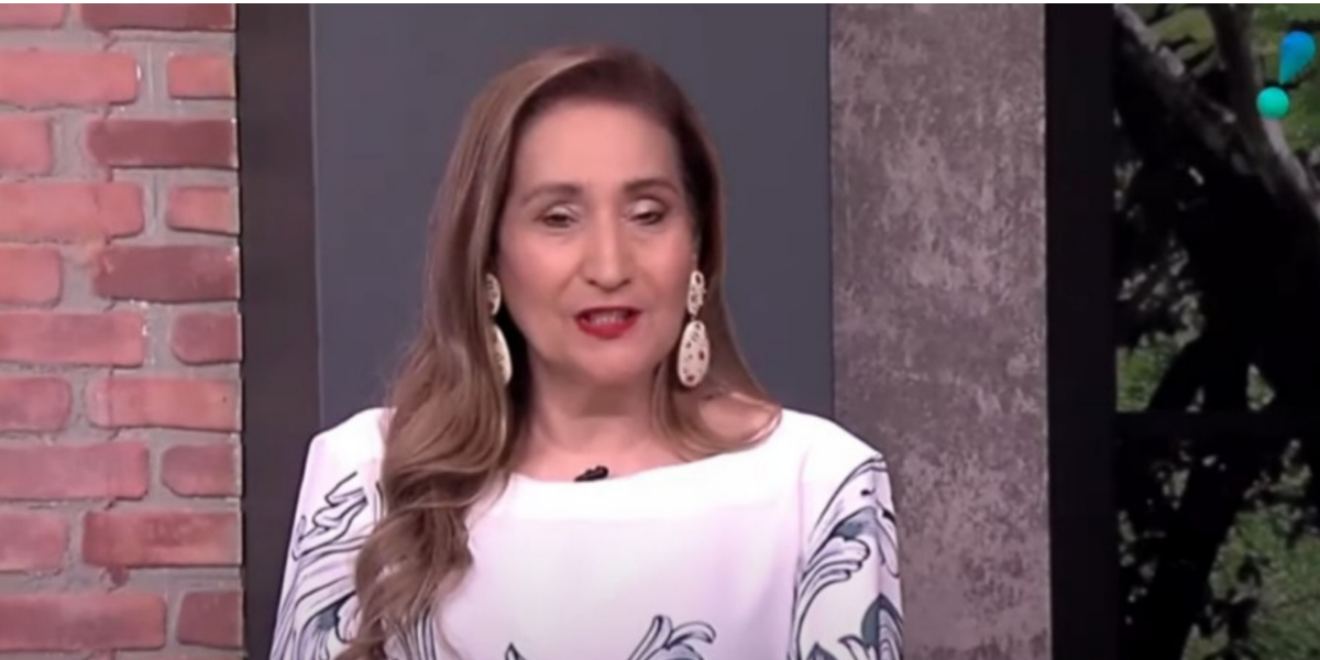 Sonia Abrão está afastada do A Tarde É Sua por estar com Covid-19 