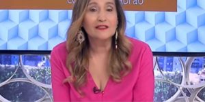 Sônia Abrão se revolta com novo Encontro e comete gafe ao vivo - Foto: Reprodução RedeTV!