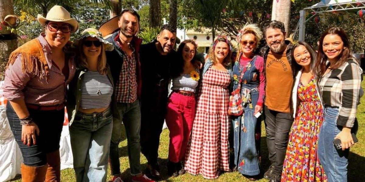 Equipe do 'Mais Você' em festa junina (Foto: Instagram)