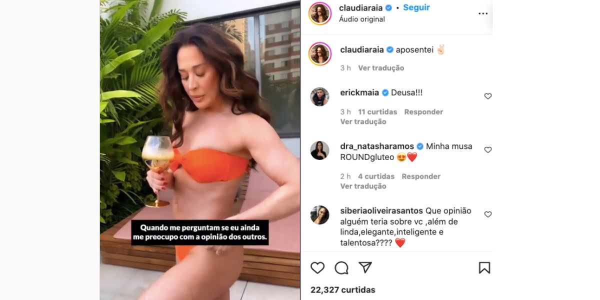 Cláudia Raia mostra barriguinha (Reprodução)