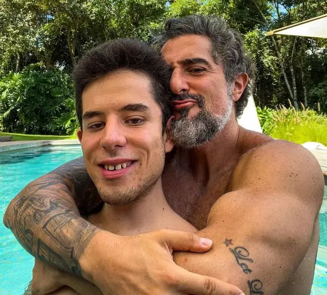 Apresentador Marcos Mion e  seu filho Romeo - Foto: Reprodução Instagram