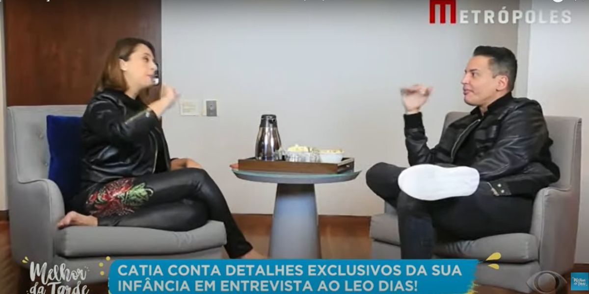 Catia Fonseca em entrevista com Leo Dias