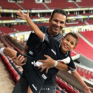 Diego Gonzaga, marido de Renata Alves, e o filho do casal, Dieguinho (Reprodução Instagram)