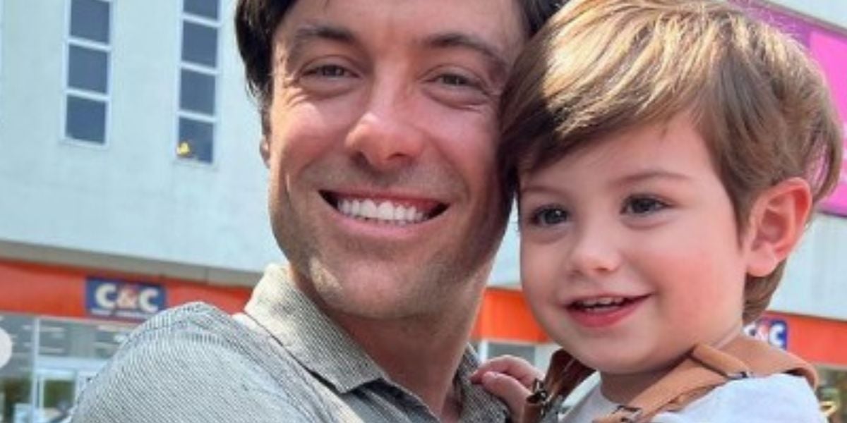 Kayky Brito posa com sobrinho, filho de Sthefany Brito,  beleza da criança choca o brasil e deixa a irmã perplexa com as semelhanças entre os dois - Foto: Reprodução Instagram