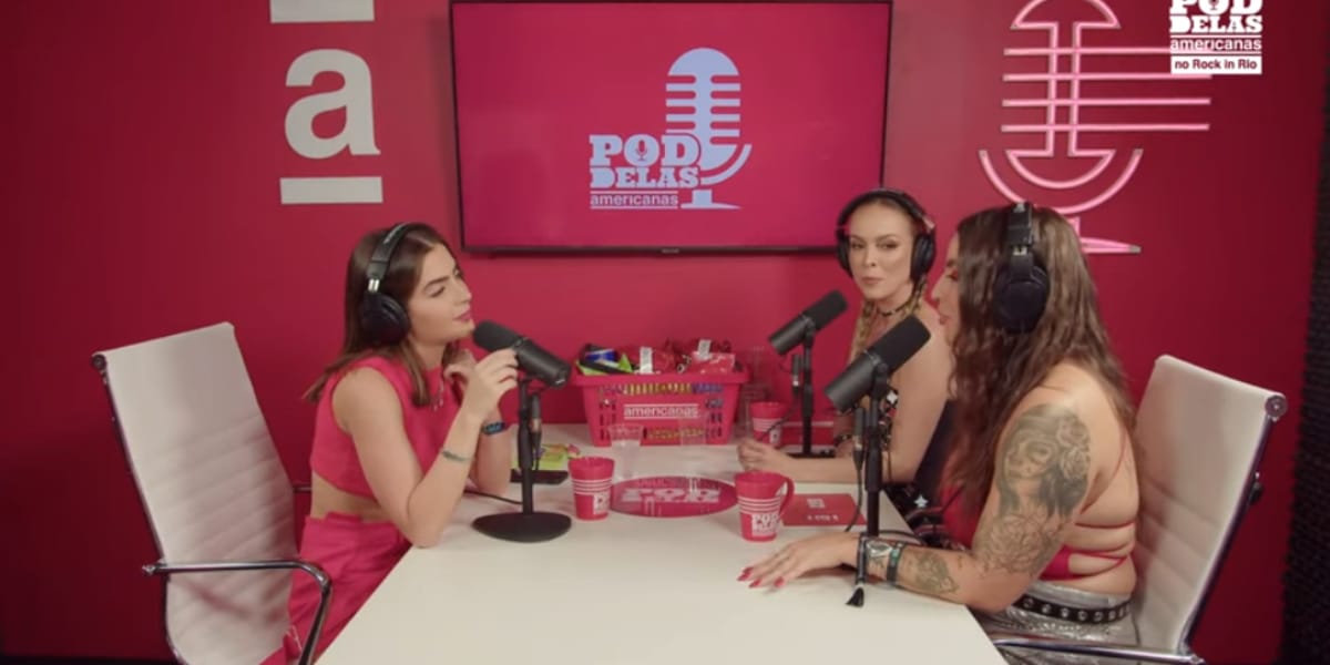 Jade Picon polemiza sobre uso de roupas no podcast 'PodDelas' (Reprodução: Youtube)