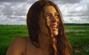 Em Pantanal, Juma (Alanis Guillen) prometerá a Muda (Bella Campos) que vai matar novamente (Foto: Reprodução / Globo / Montagem TV Foco)