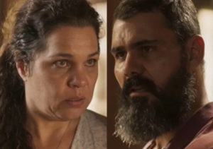 Maria Bruaca (Isabel Teixeira) titubeará na firmeza e cairá como um patinho em discurso do ex em Pantanal (Foto: Reprodução / Globo)