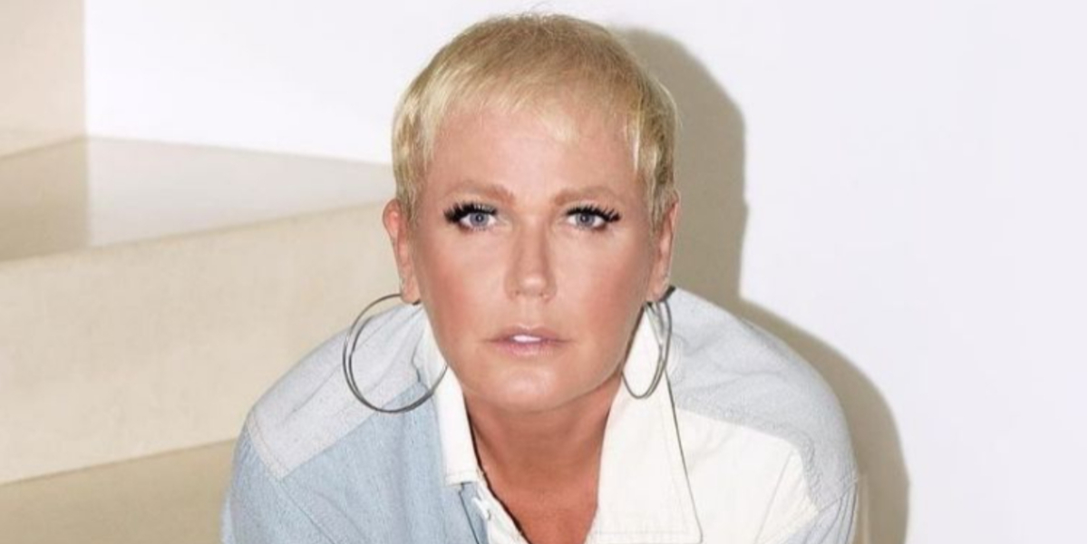 Xuxa Meneghel contou que odeia o seu pescoço (Foto: Reprodução/Instagram)