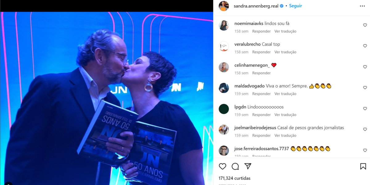 Sandra Annenberg publicou em seu Instagram uma foto dando um beijão em Ernesto Paglia (Foto Reprodução/Instagram)