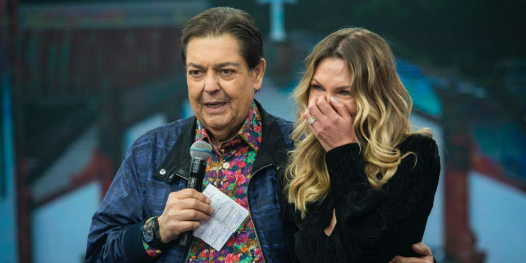 Anne Lottermann no "Faustão na Band" (Foto: Reprodução/Instagram)