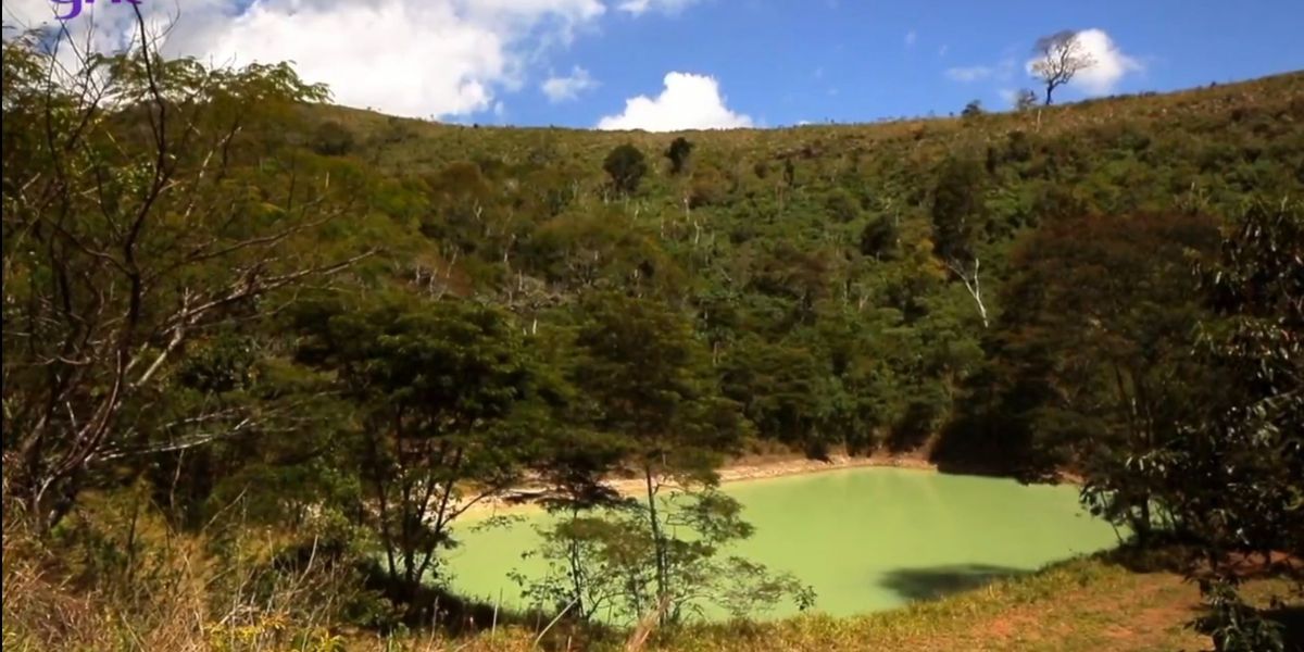 Fazenda de Marcos Palmeira tem lago próprio