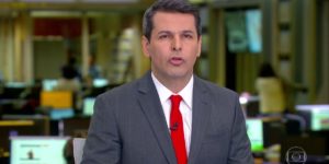 Fábio William, jornalista do Jornal Hoje abriu o programa com notícia importante (Reprodução)