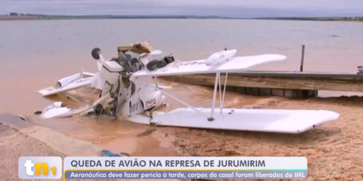 Destroços do avião onde a mãe de César Tralli estava - Foto: Reprodução