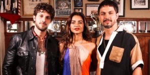 Chay, Lucy Alves e Rômulo Estrela na coletiva da novela Travessia (Foto: Reprodução/Globo)