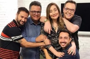  Time de colunistas do A Tarde É Sua, programa de Sonia Abrão da Rede TV! (Foto: Reprodução / Instagram)