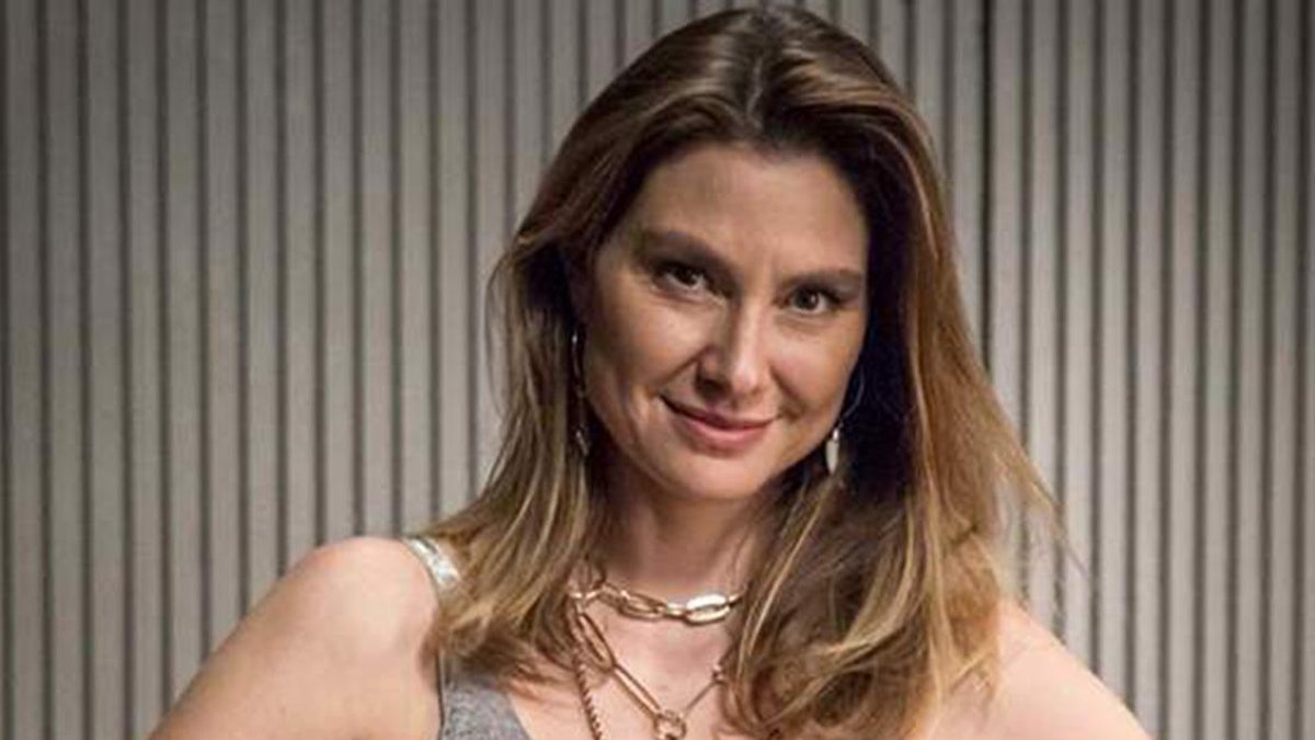 Lavínia Vlasak, ex-atriz da Globo, expôs que sofreu assédio nos bastidores da emissora (Foto: Reprodução)
