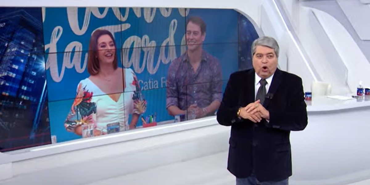 Marcello Antony, Catia Fonseca e Datena no papo de janela (Foto Reprodução/Band)