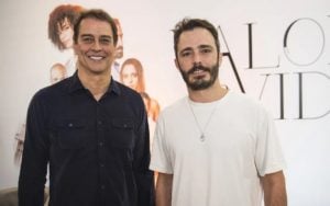 Marcello Antony e Thiago Rodrigues estão no elenco da novela portuguesa que a Band exibirá (Foto: Reprodução / Band)