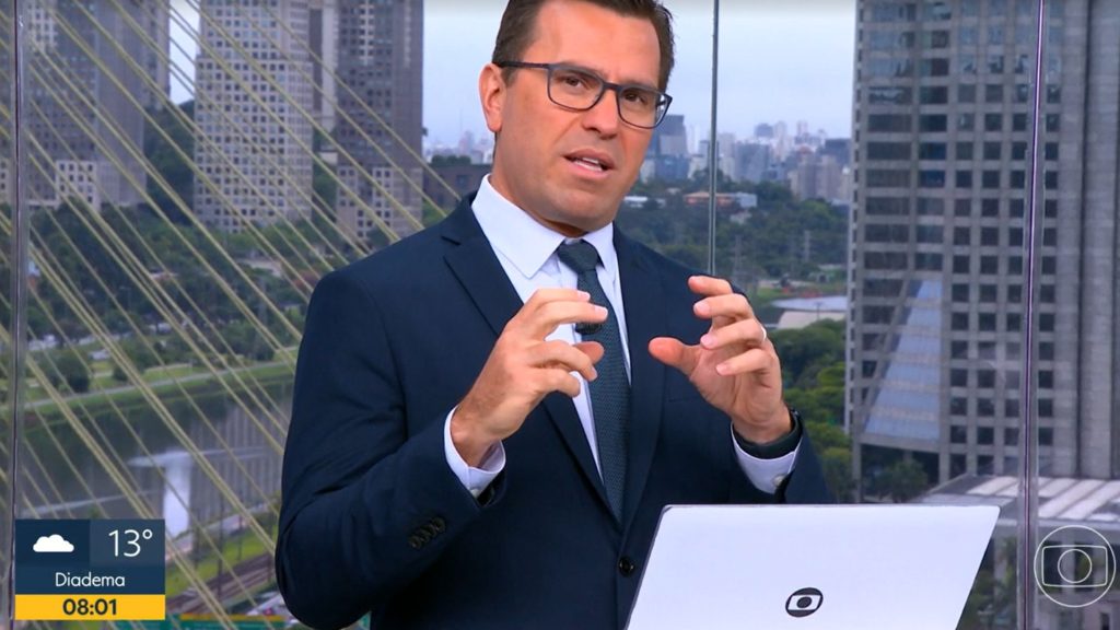 Rodrigo Bocardi falou sobre um erro do Globoplay que impede que os telespectadores assistam ao Bom Dia São Paulo- Foto: Reprodução/Globo