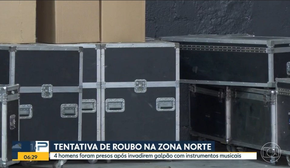 O BDSP noticiou uma tentativa de roubo dos instrumentos de Belo, Pixote e do Turma do Pagode- Foto: Reprodução/Globo