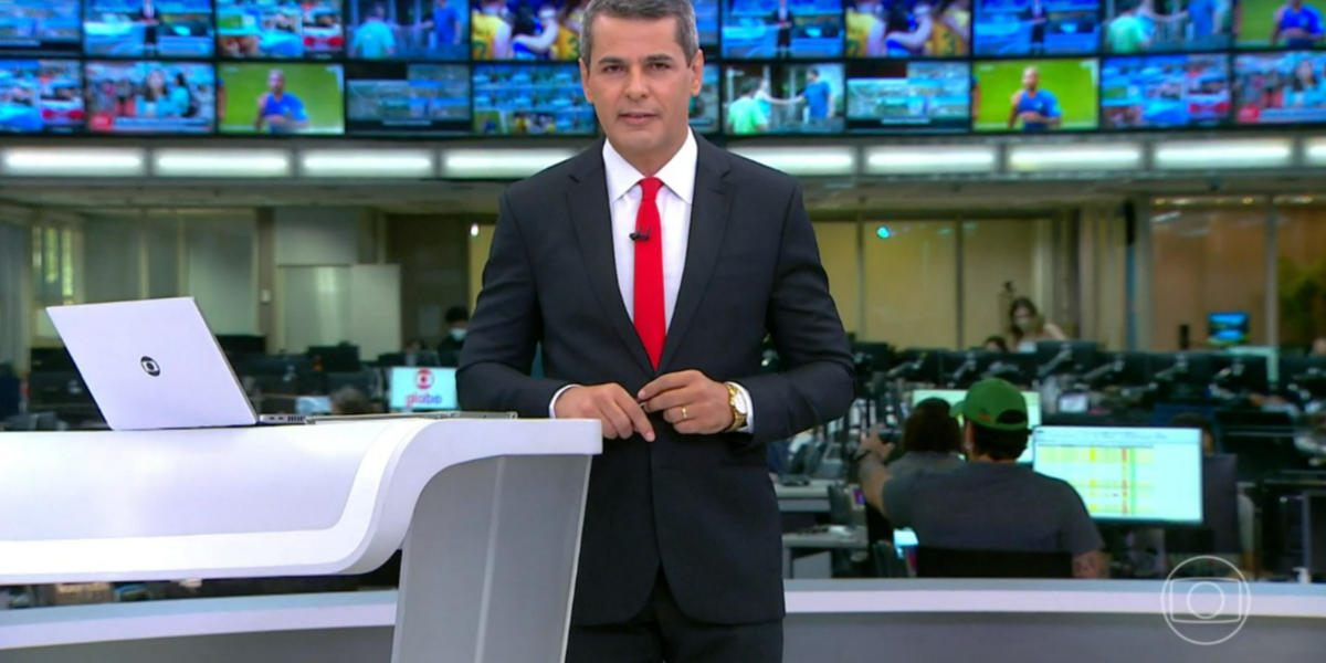 Fábio William comandou o "Jornal Hoje" neste sábado (Foto: Reprodução/TV Globo)