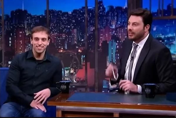 Danilo Gentili e Léo Lins no The Noite