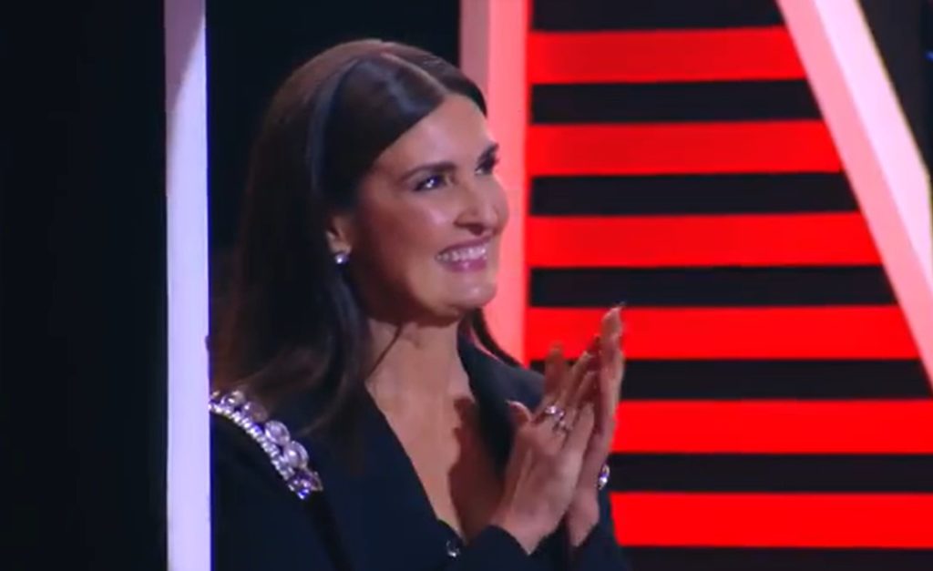 Fátima Bernardes se emocionou no palco do The Voice