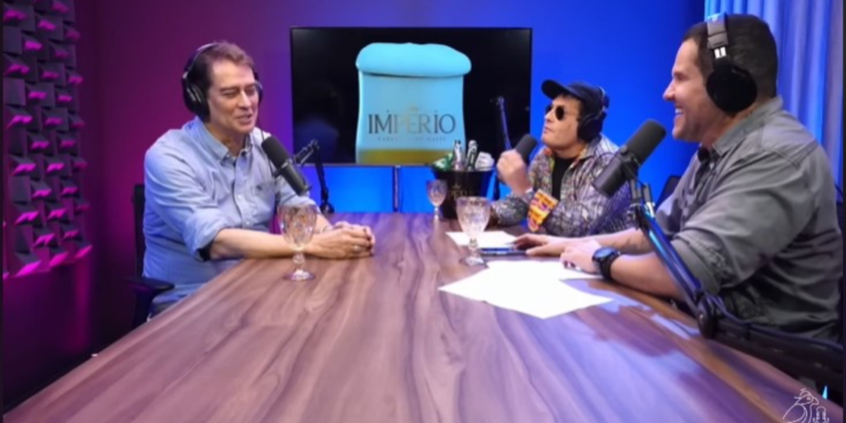 Marcello Antony, Sérgio Mallandro e Renato Rabello no podcast 'Papagaio Falante' - Foto: Reprodução