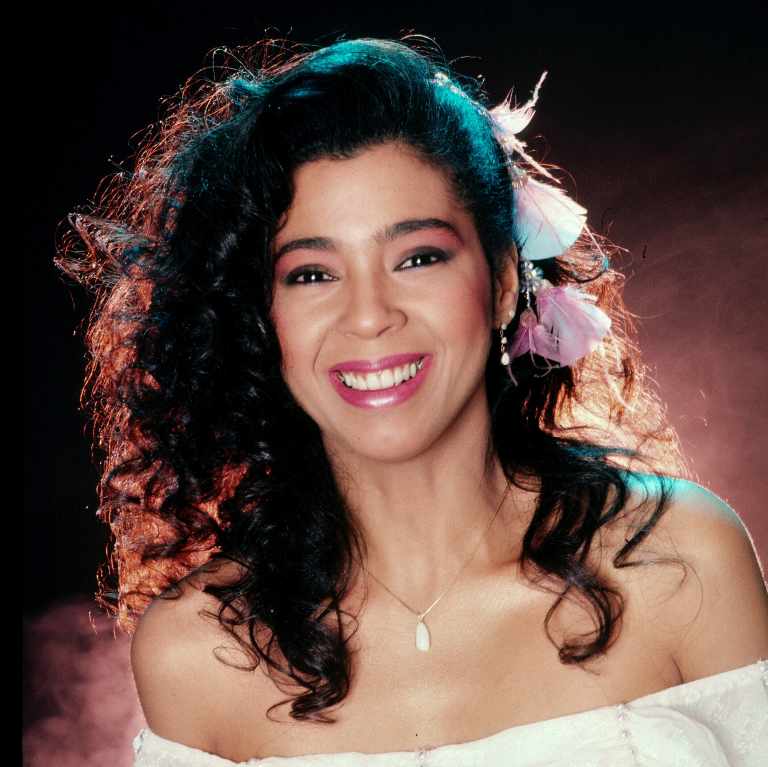 Cantora Irene Cara morreu de forma trágica e causou luto em todo o mundo (Foto: Reprodução)