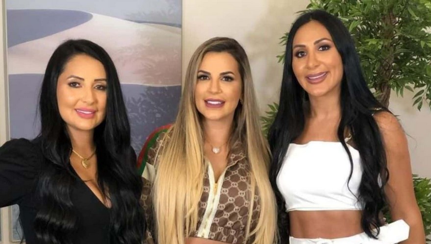 As irmãs Daniele, Deolane e Dayanne Bezerra (Foto: Reprodução / Instagram)