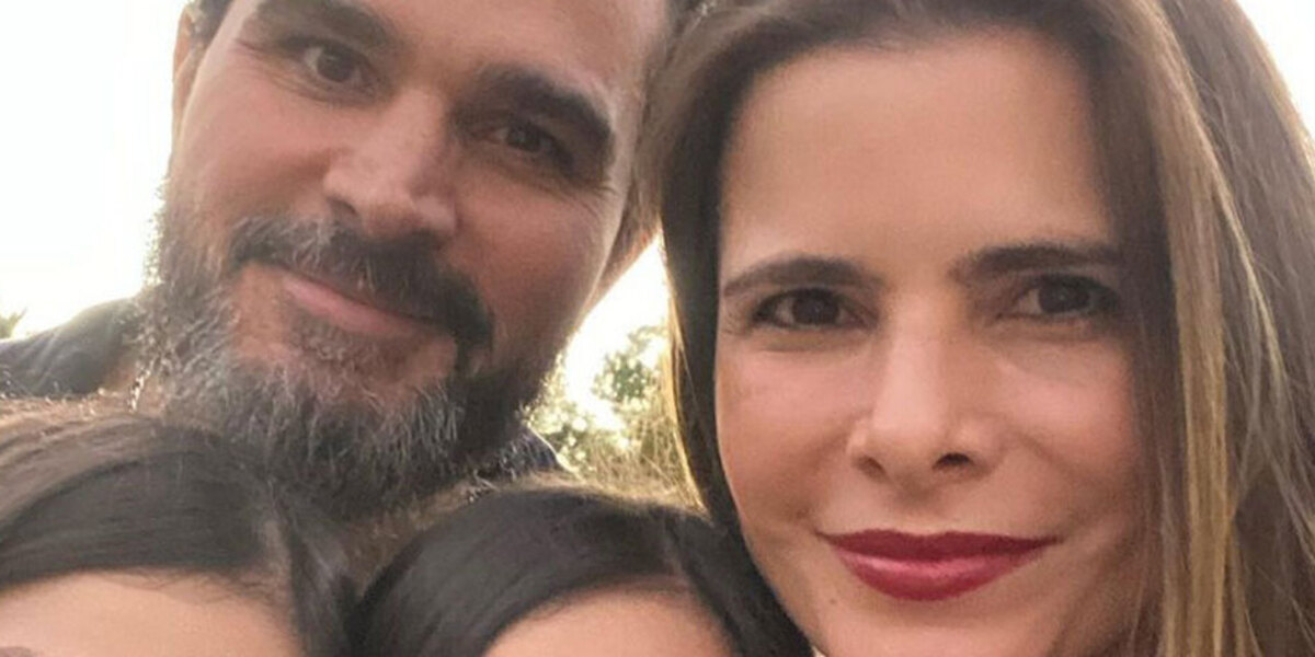 O cantor e sua esposa, com quem é casado há quase 20 anos