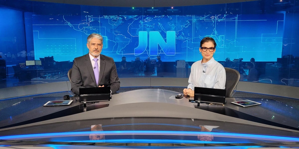 Renata Vasconcellos e William Bonner no Jornal Nacional (Foto: Divulgação / TV Globo)