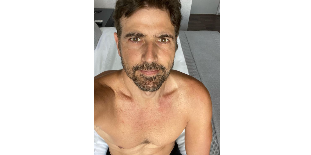 Reynaldo Gianecchini comemora a chegada dos 50 anos com foto ousada nas redes sociais (Foto: Reprodução)