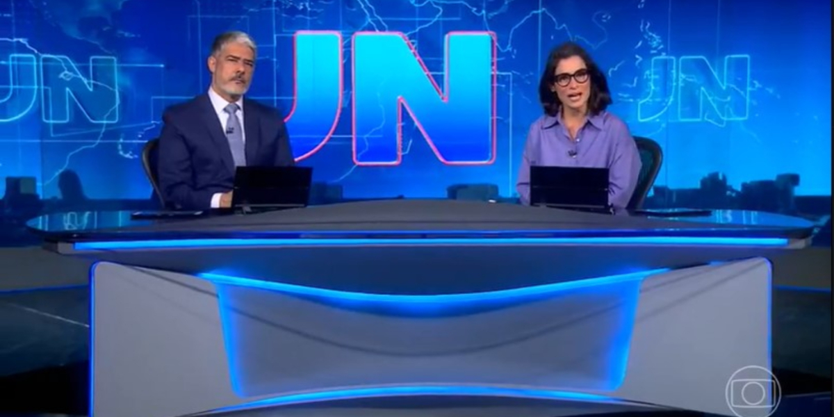 William Bonner e Renata Vasconcellos na bancada do Jornal Nacional 